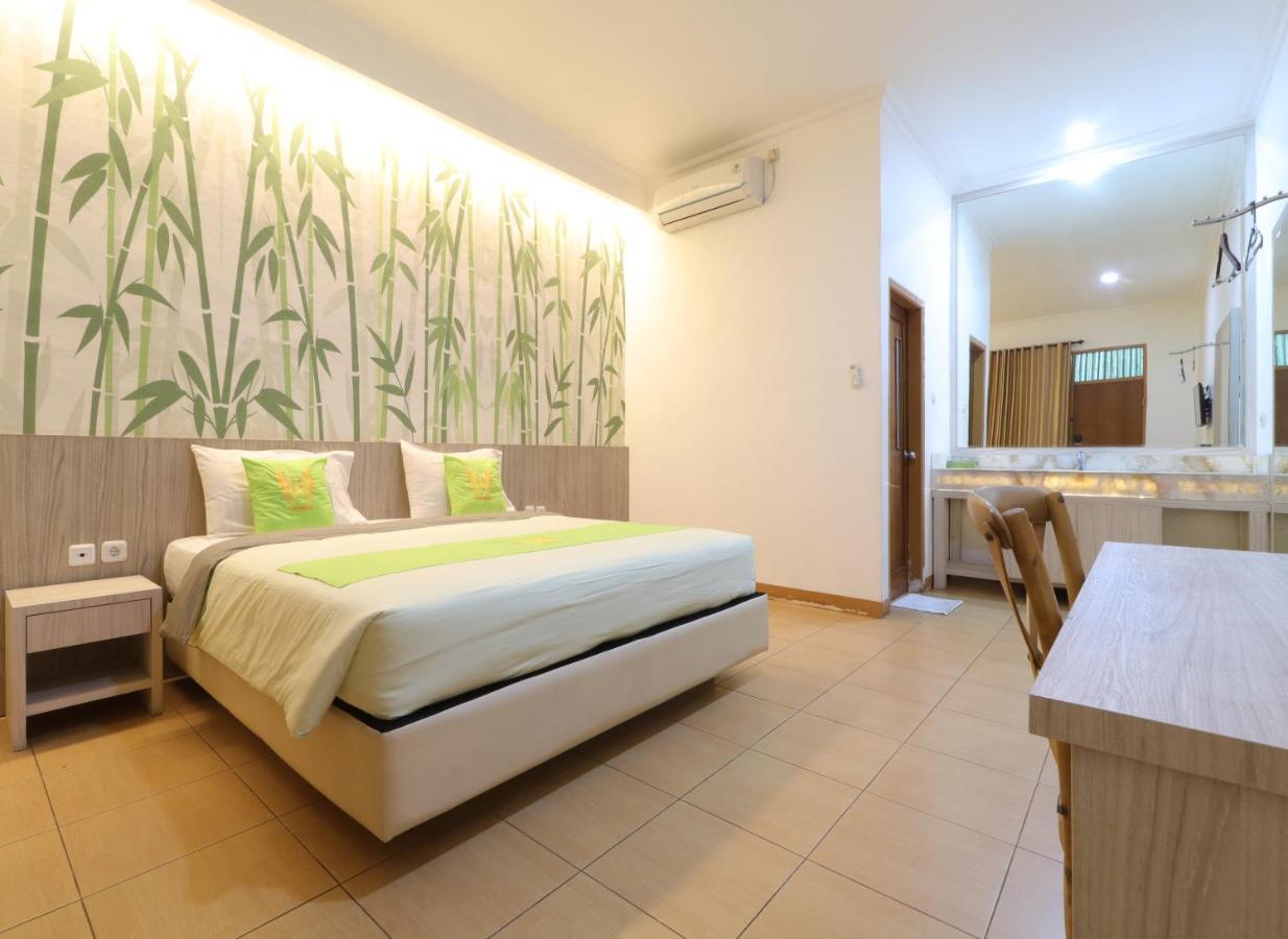 Hotel Huswah Airport Tangerang Extérieur photo