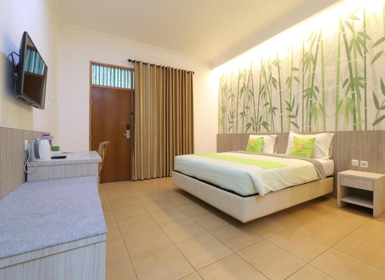 Hotel Huswah Airport Tangerang Extérieur photo