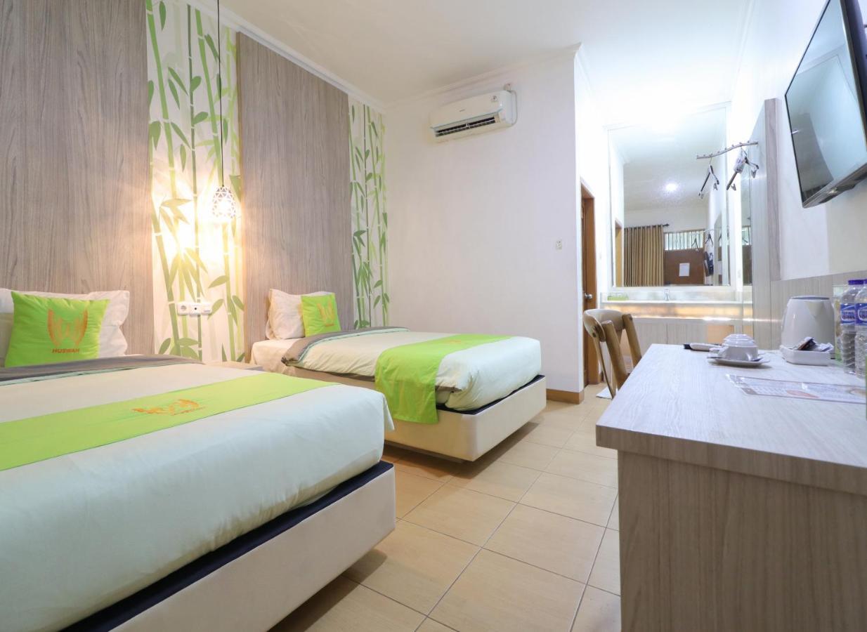 Hotel Huswah Airport Tangerang Extérieur photo